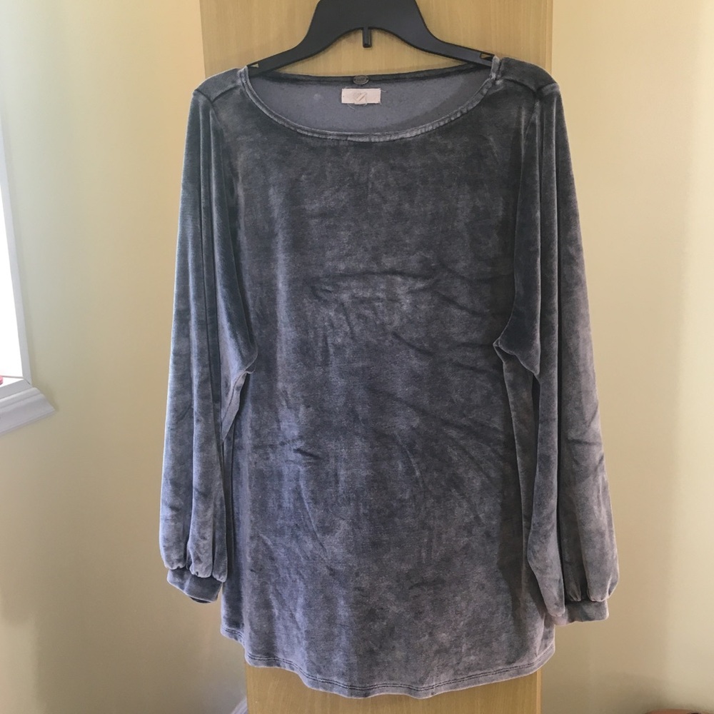 Cupio Enzyme Velour Tunic